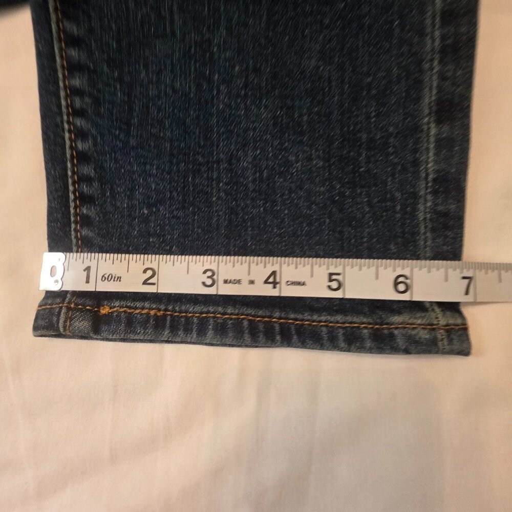 Levi's Wedgie Straight Leg Dark Denim Women's Jeans, Size 26"x28" - Picture 5 of 10